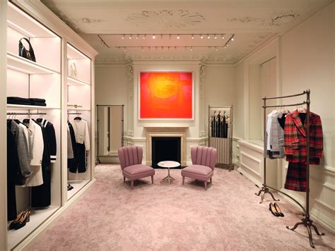 bond street london gucci|gucci art gallery.